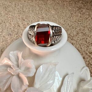 Cocktail ring Unique Silver - Red - Gold accents 6.5